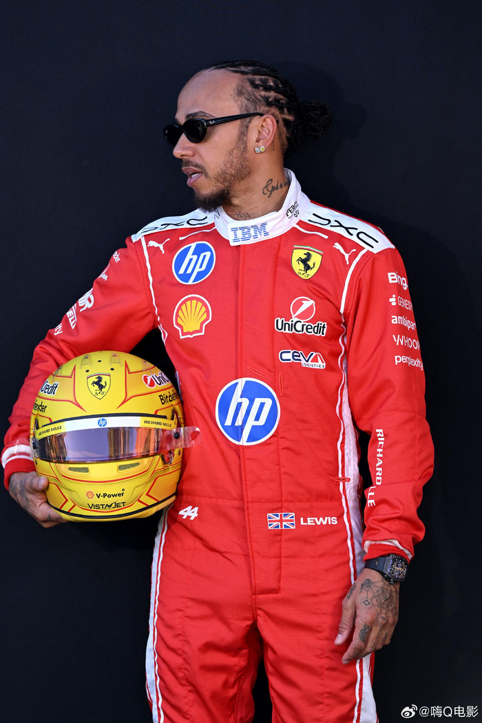 开云体育下载官网-汉密尔顿出席2026年F1澳大利亚大奖赛媒体日|Formula 1|刘易斯·汉密尔顿_新浪娱乐_新浪新闻